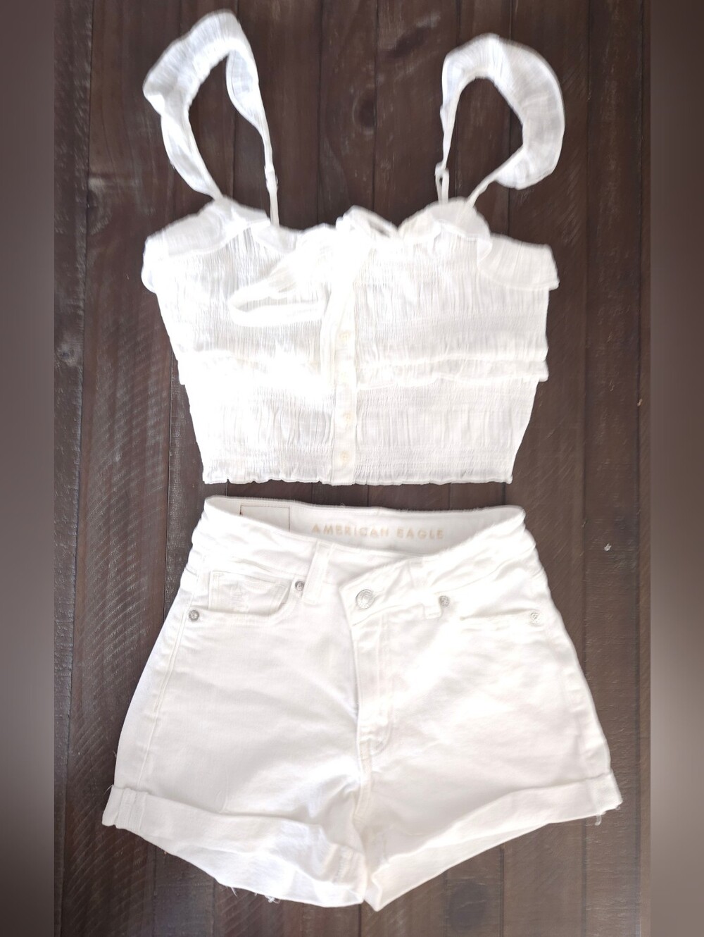 American Eagle White Summer Set - Like New! Crop Top (XS) & High Waisted Denim S